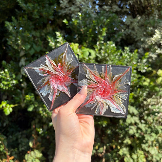 Handmade black and pink marble resin coaster, square shape, unique handmade home décor