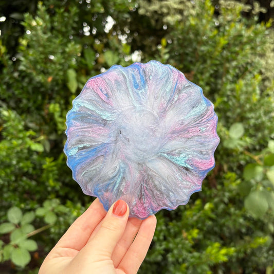 Handmade blue and purple marble resin coaster, round shape, unique handmade home décor