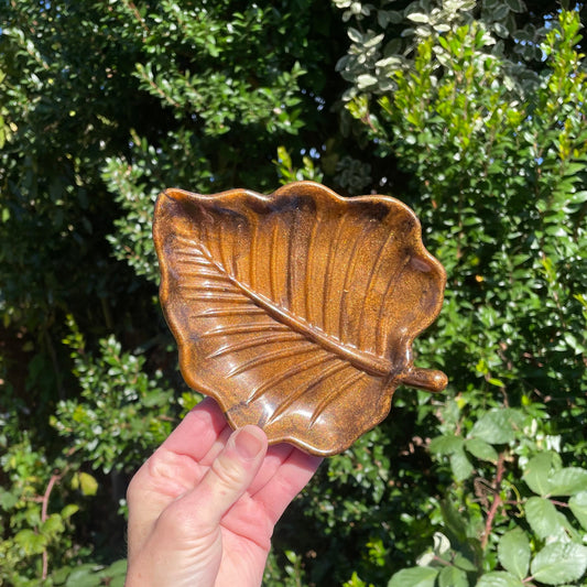Leaf-shaped brown resin decorative tray handmade